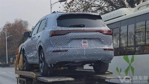 定位中大型SUV 疑似AITO问界M7谍照曝光 对标理想ONE？