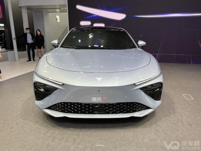 入局轿跑市场 哪吒S将于北京车展开启预售