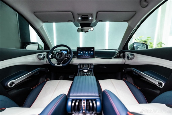 eƽ̨3.0׿SUV ǵԪPLUS̵̽꣺ɫ