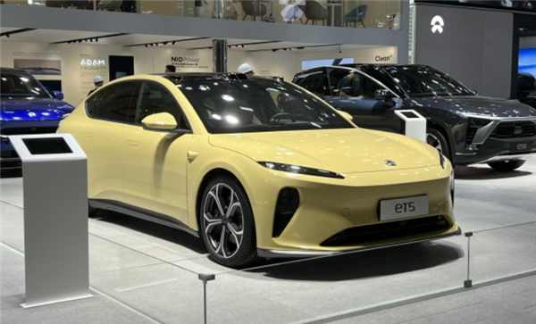 ˹Model 3¶֣εET5ࣺ1000