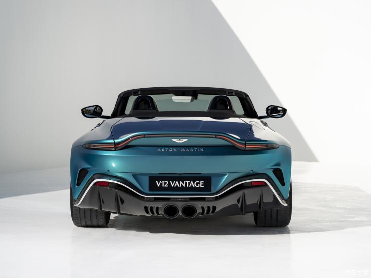 ˹١ V12 Vantage 2022 Roadster