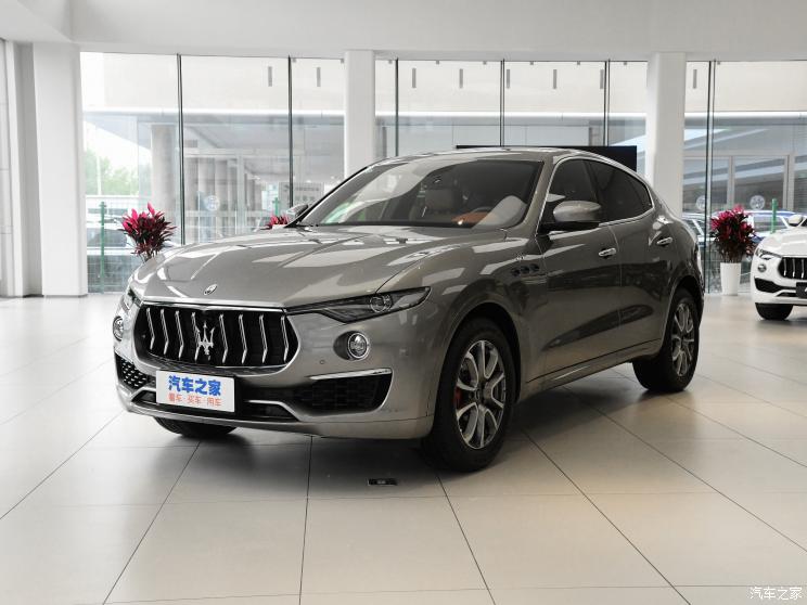 ɯ Levante 2023 3.0T Modena
