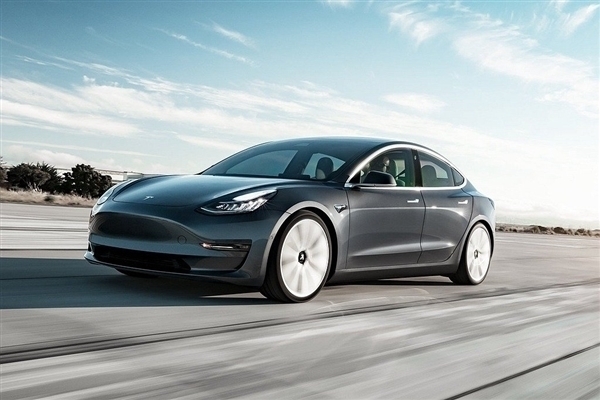 ˹̩ʽ Model 3𲽾ͱȹڹ8
